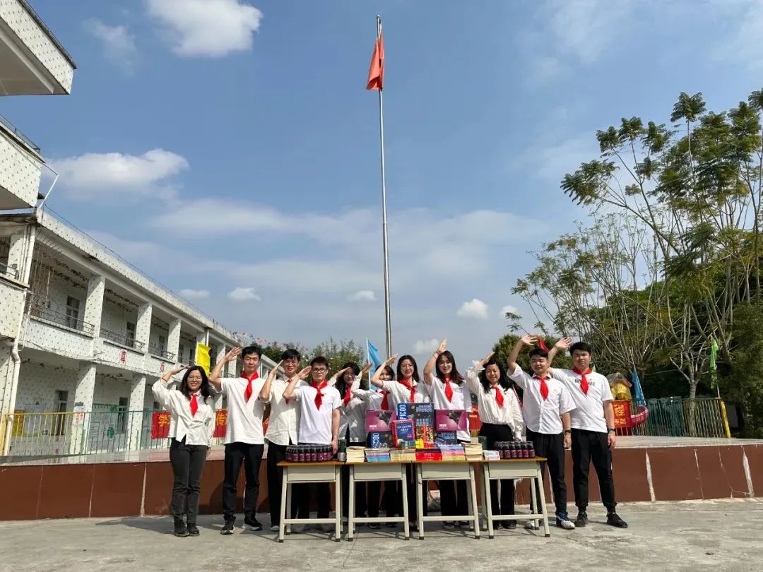 BG大游集团所属丝纺集团开展学雷锋主题月系列活动 BG大游集团所属丝纺集团开展学雷锋主题月系列活动