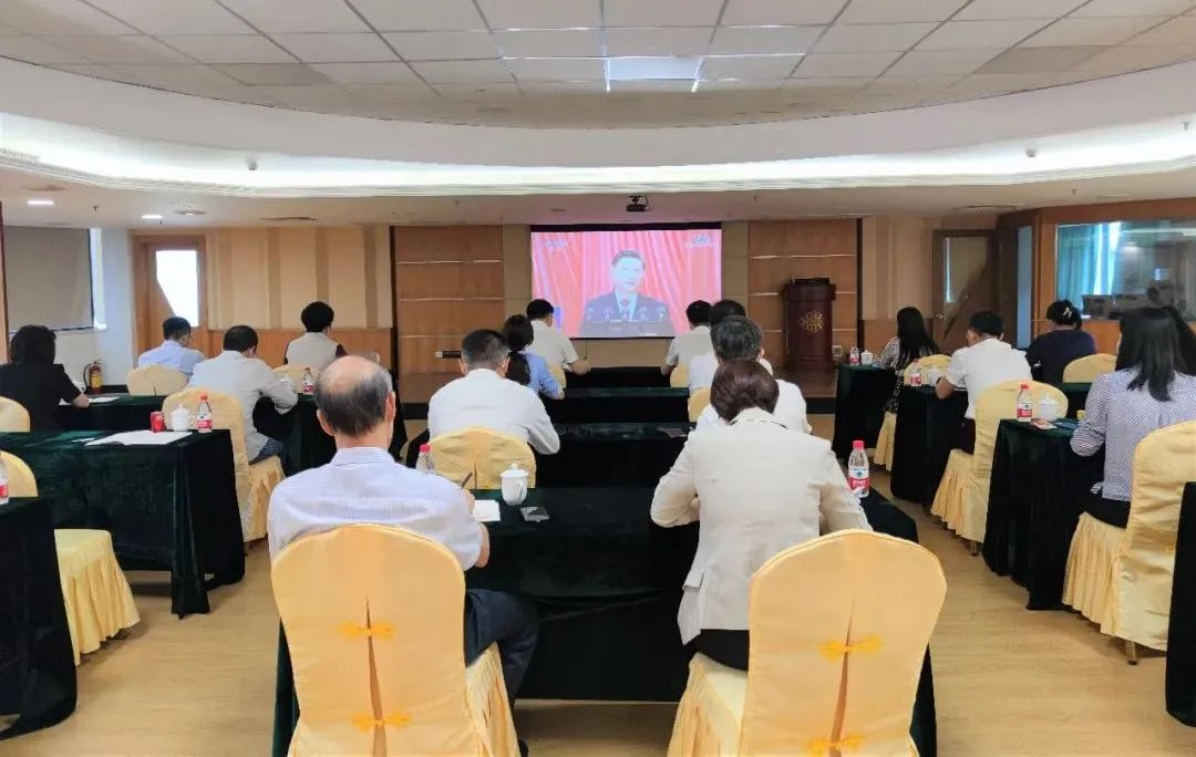 踔厉奋发，勇毅前行｜BG大游集团认真组织收听收看党的二十大开幕盛况
