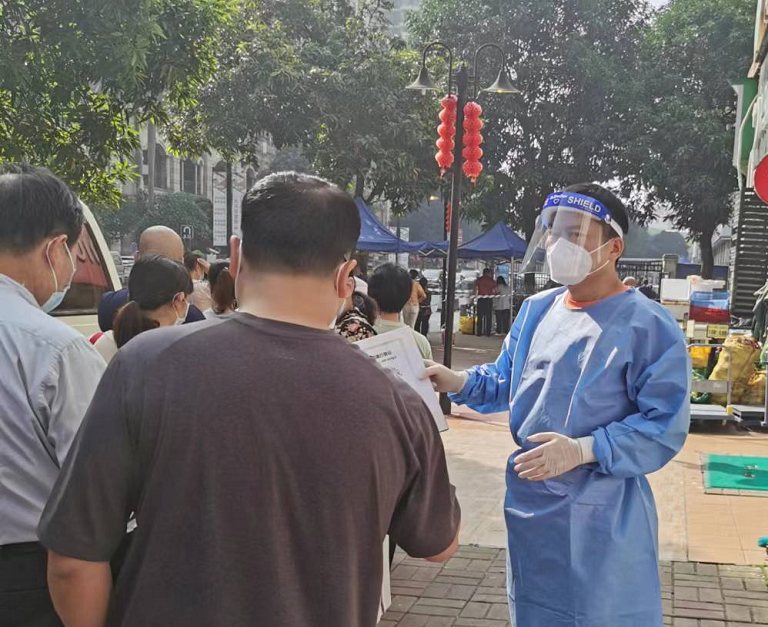使命在肩，冲锋在前！BG大游集团党员干部就地“转岗”变身抗疫志愿者